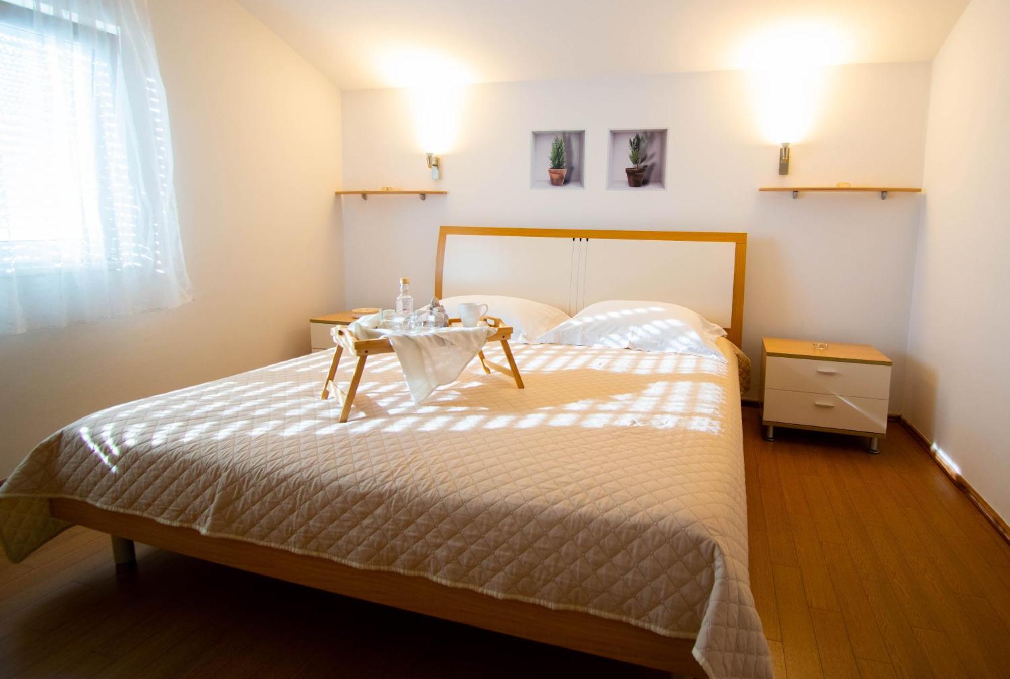 Anita Frane * Vodice